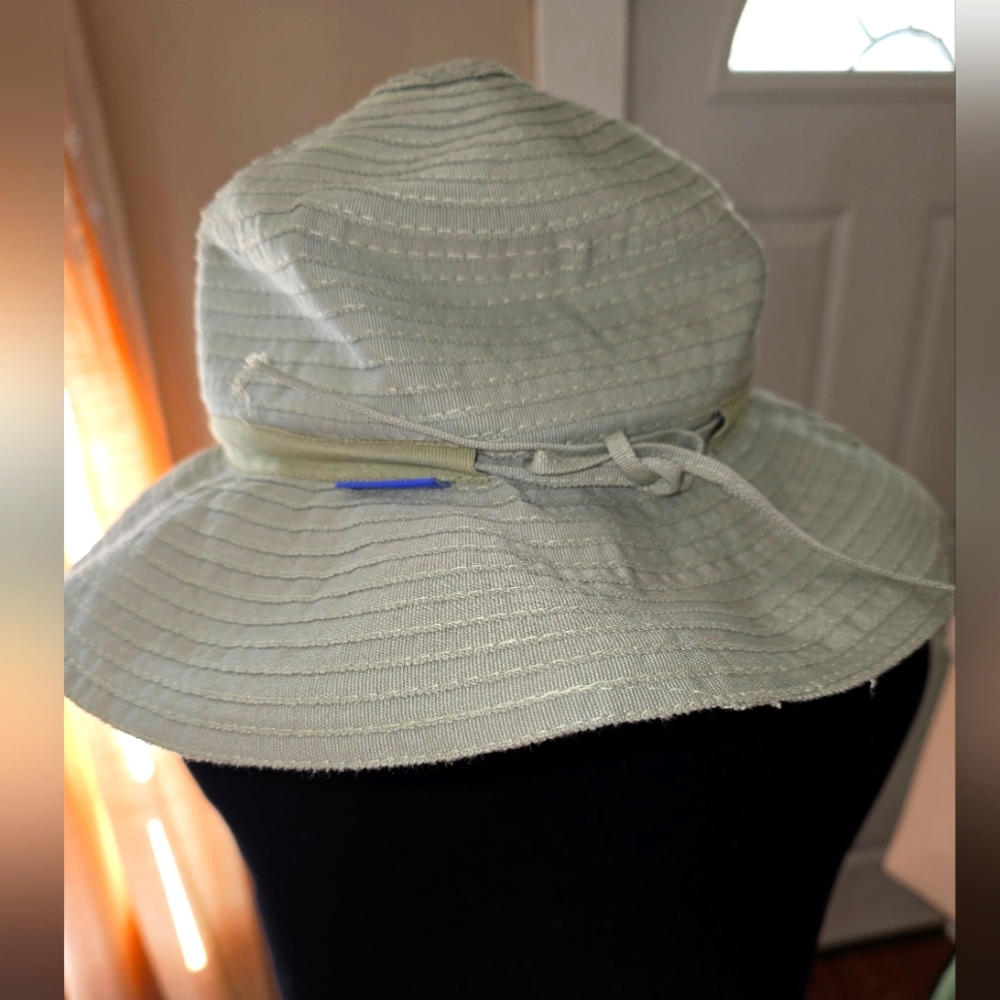 Wallaroo Hat Company Boulder ColoradoHampton 100% Cotton Sinch Size Adjustment